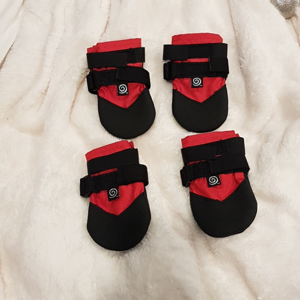Dog shoes
